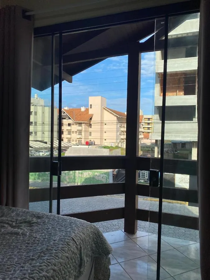 Apartamentos Vó Lela Bombinhas 0*,  Brasil
